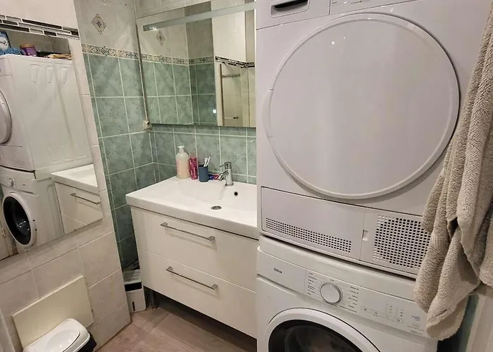 Private - Flat Share - Tram A - C3-4 * Cenon